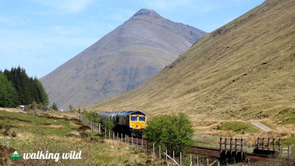 Zug zum Wanderweg West Highland Way